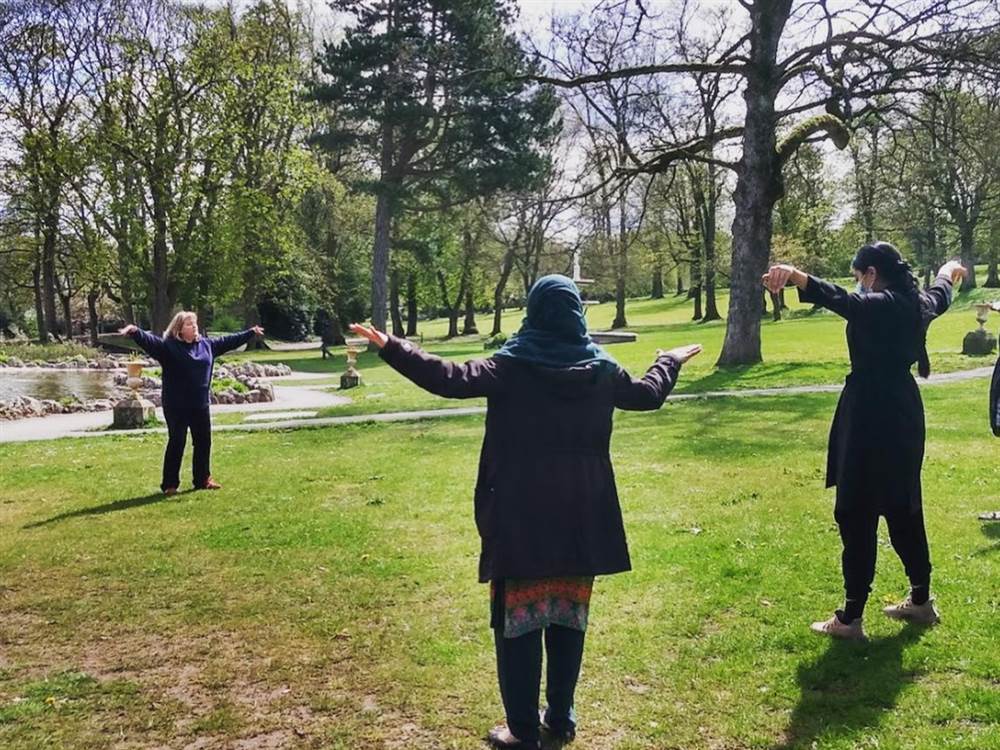 Free outdoor Tai Chi session Cliffe Castle Keighley